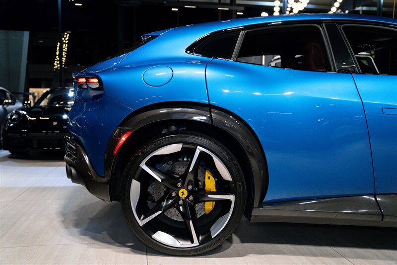 Used 2024 Ferrari Purosangue AWD/4WD image 18
