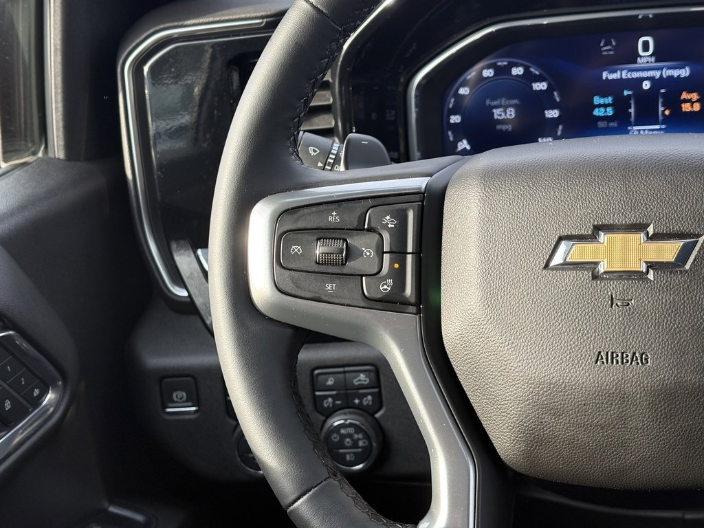 Used 2024 Chevrolet Silverado 1500 LTZ image 23