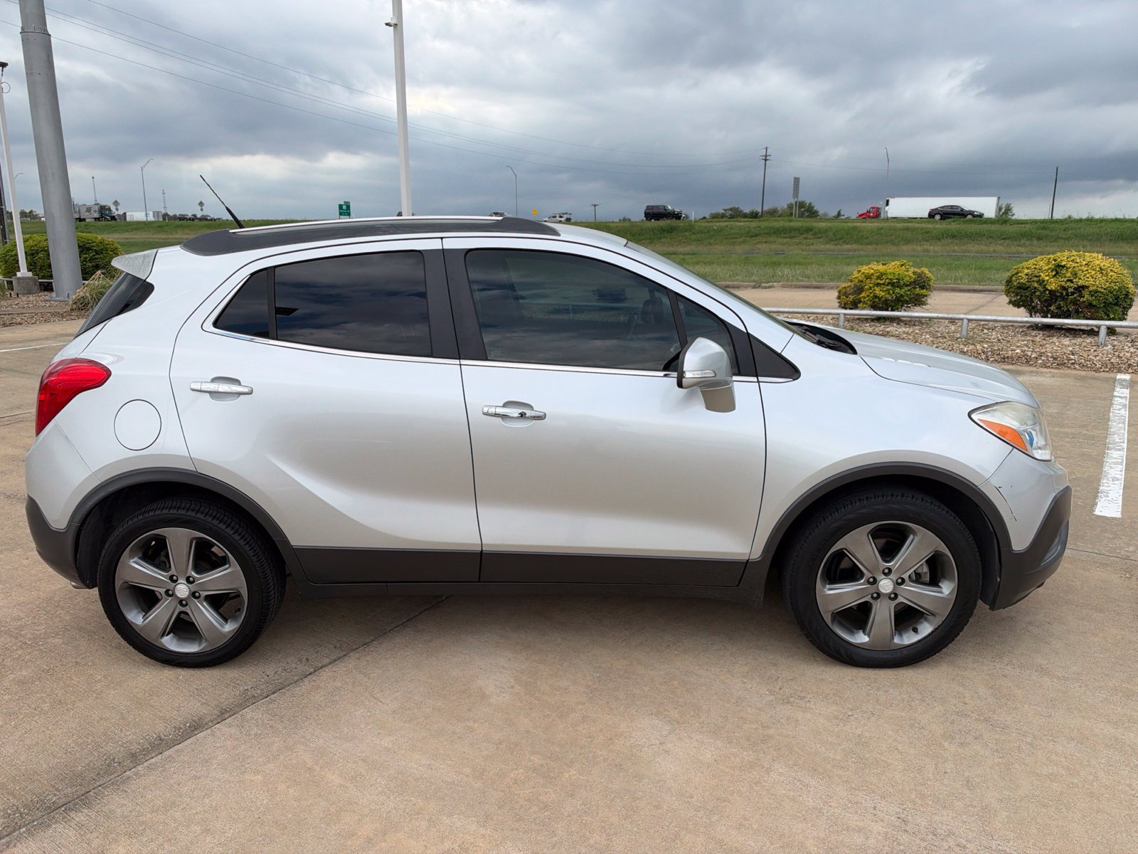 Used 2014 Buick Encore FWD image 6