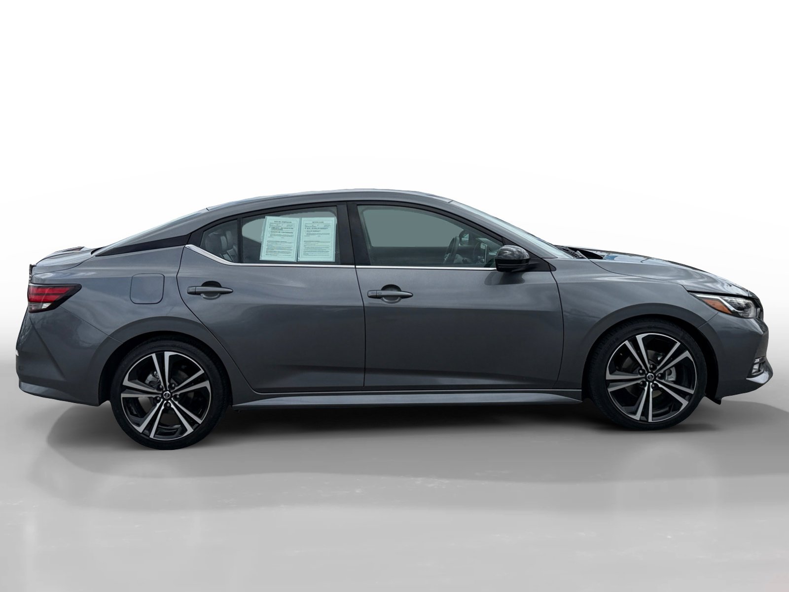 Used 2022 Nissan Sentra SR w/ SR Premium Package FWD image 6