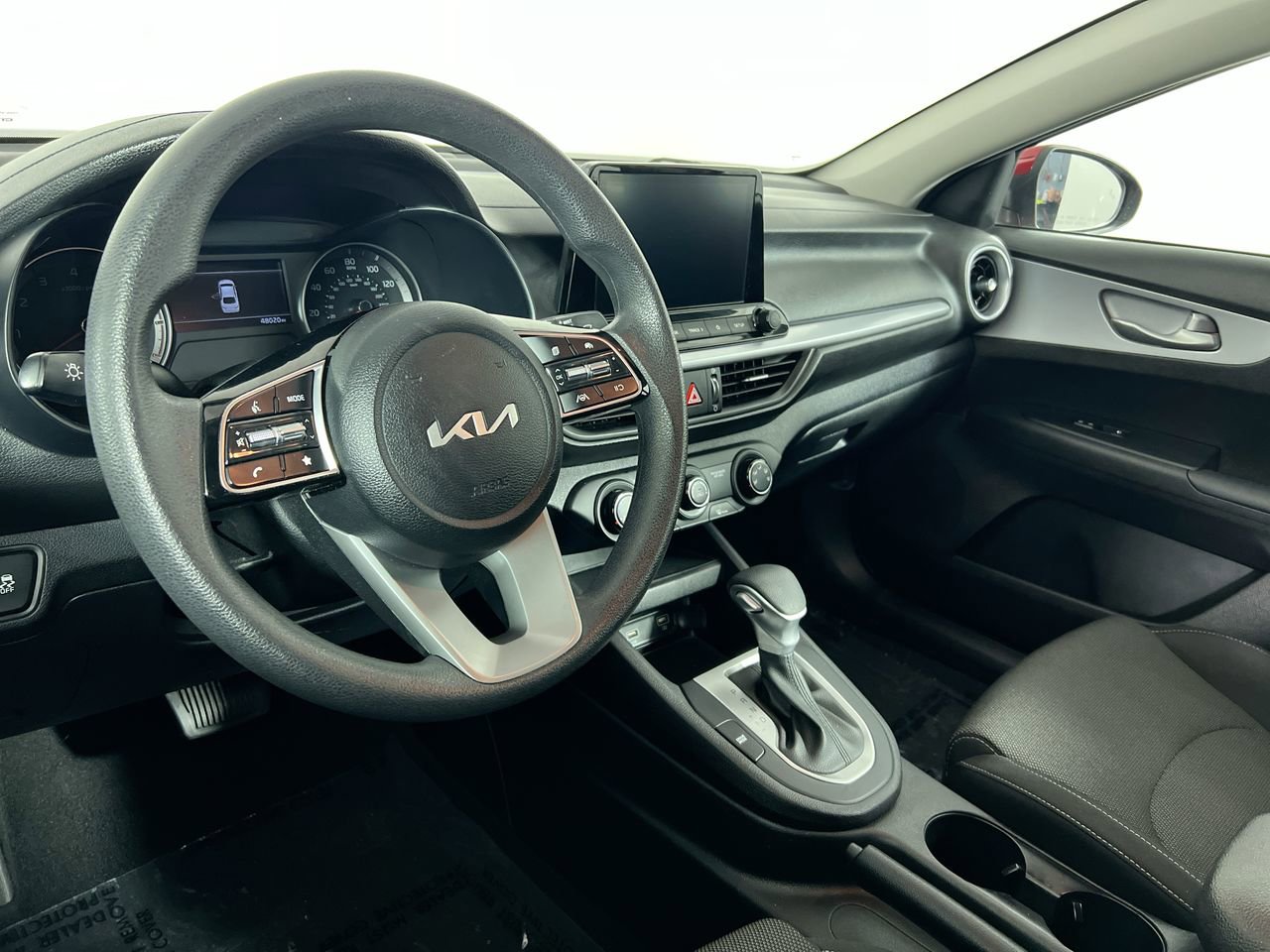 Certified 2024 Kia Forte LXS w/ LXS Technology Package FWD image 26
