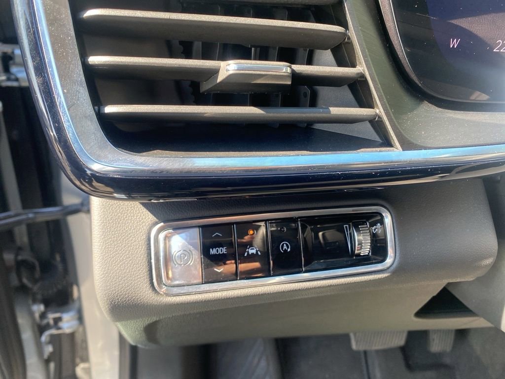 Used 2025 Buick Envision Preferred image 17