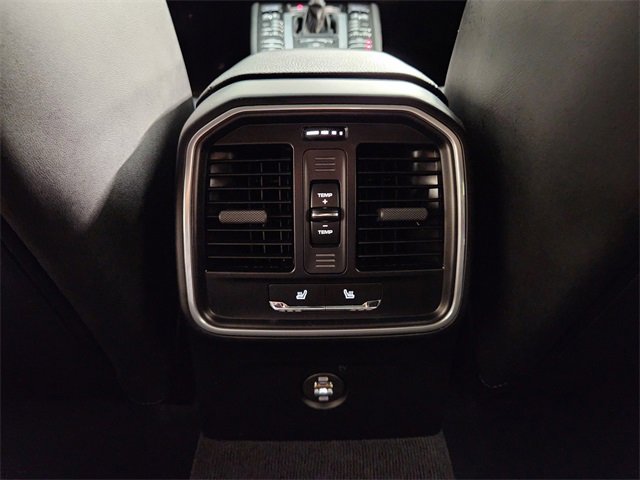 Used 2019 Porsche Macan image 29