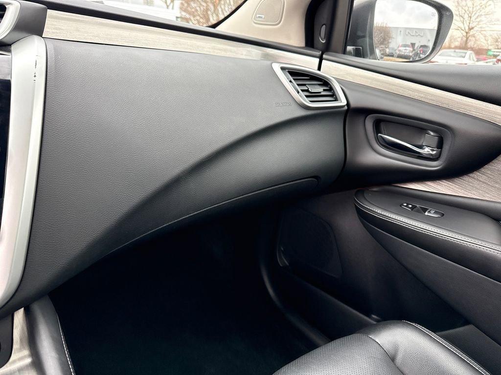 Used 2018 Nissan Murano Platinum w/ Cargo Package image 28