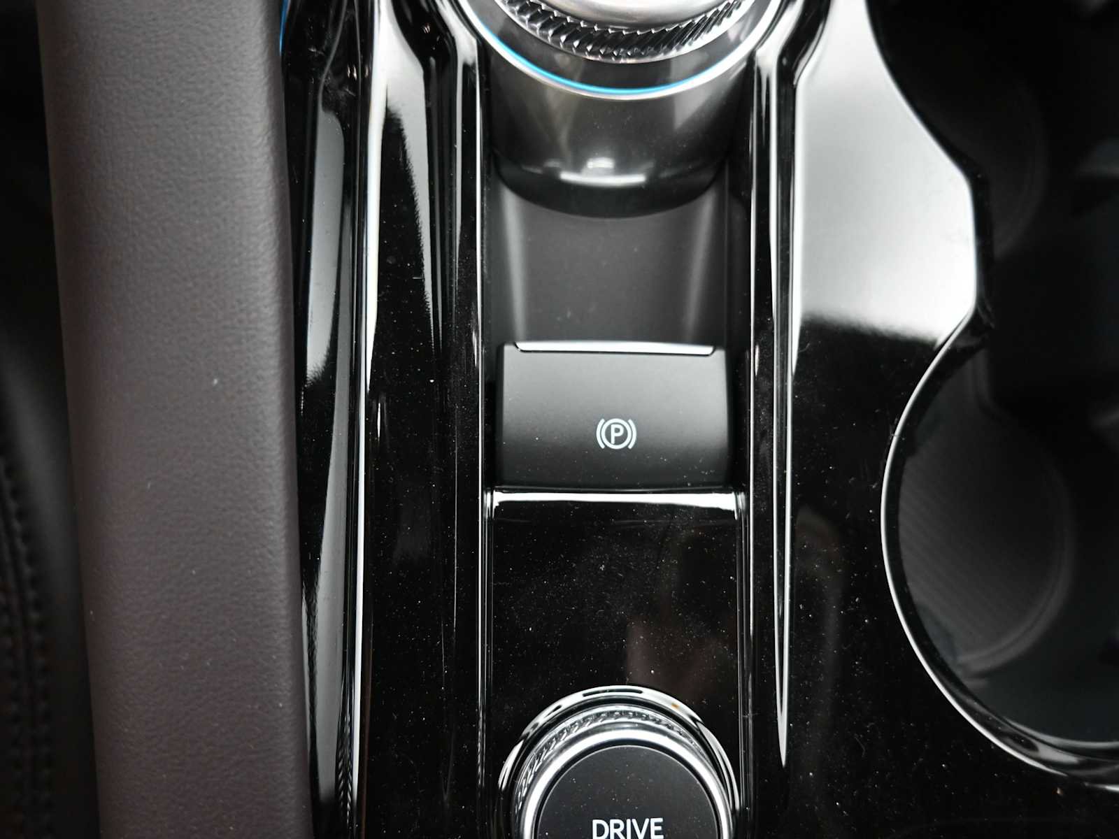 New 2026 Ford Explorer Platinum image 42