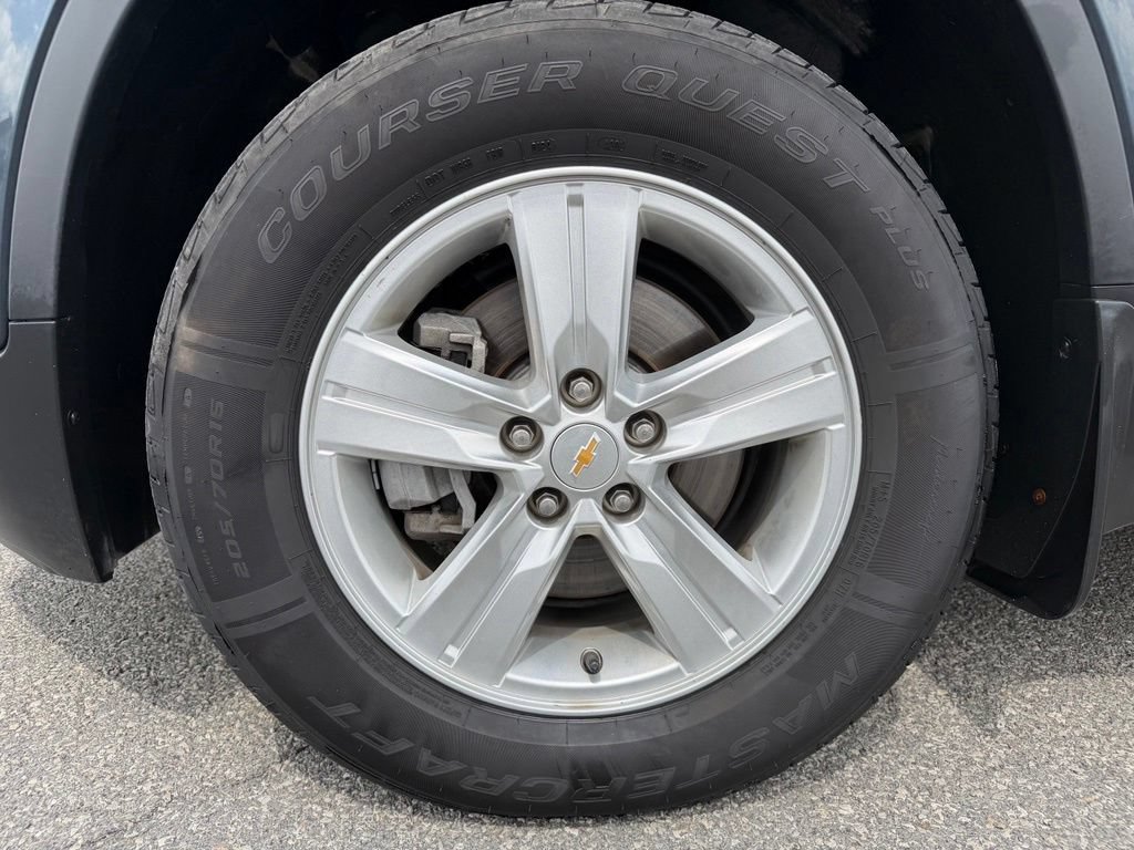 Used 2022 Chevrolet Trax LT w/ LT Convenience Package AWD/4WD image 10