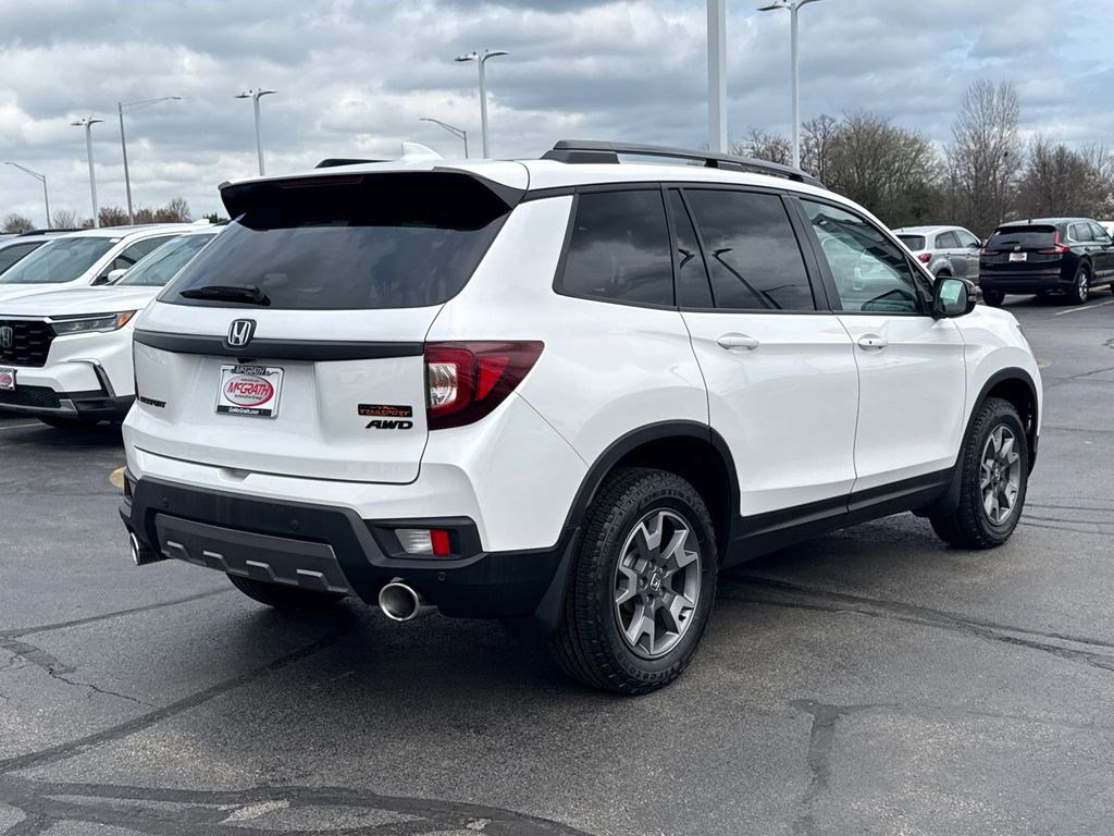 Certified 2023 Honda Passport TrailSport image 11