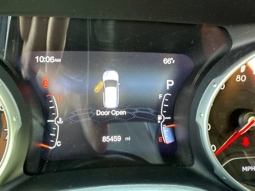Used 2018 Jeep Compass Limited w/ Navigation Group AWD/4WD image 7