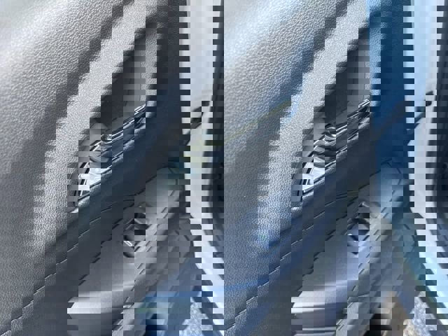 New 2026 Chevrolet Trax RS w/ Sunroof Package image 25