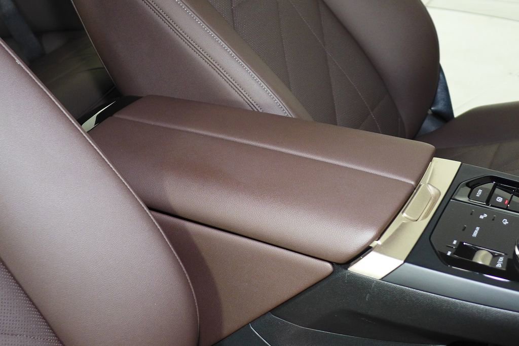 Certified 2023 BMW iX xDrive50 w/ Sport Package image 15