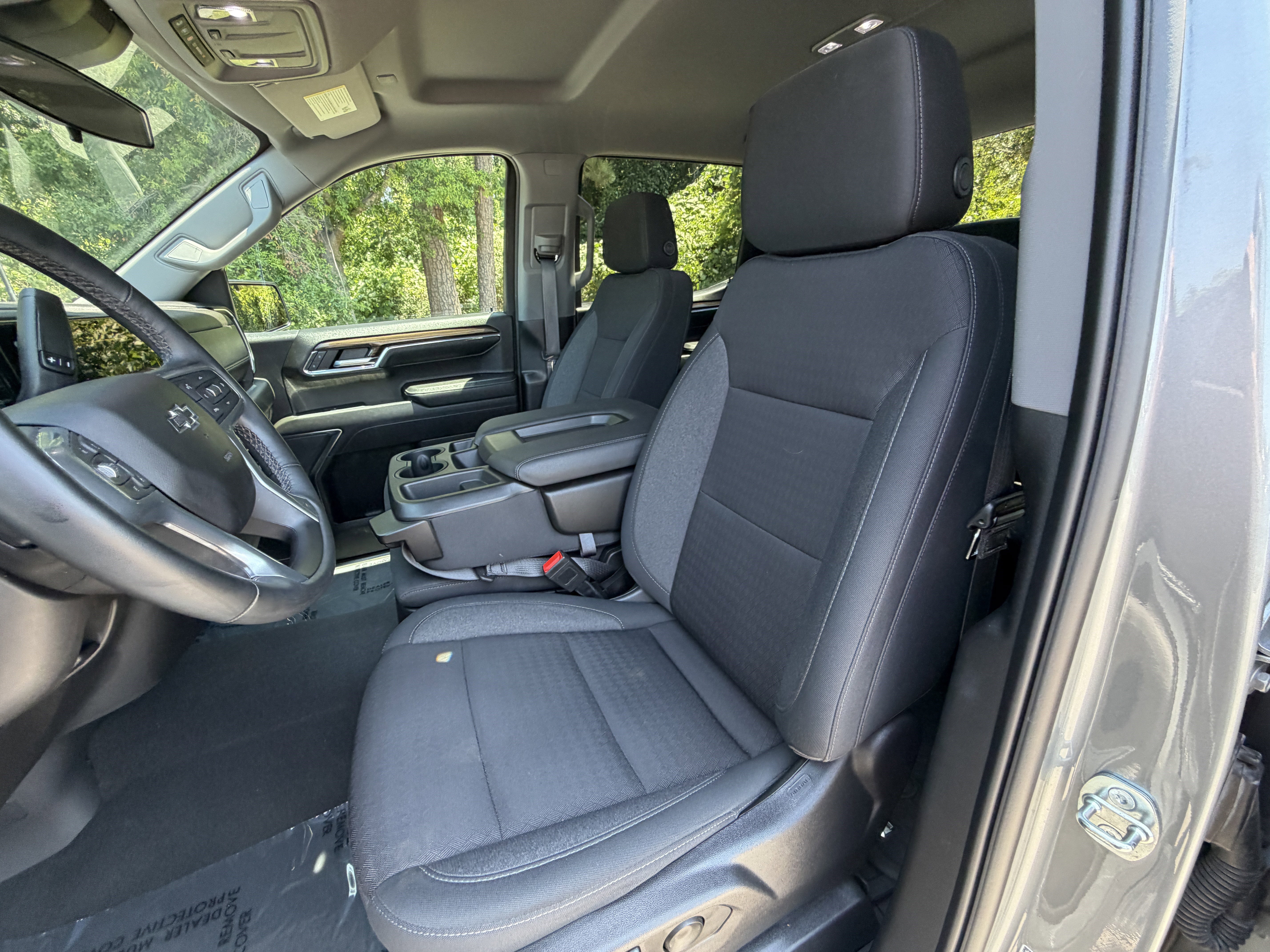 Used 2023 Chevrolet Silverado 1500 LT Trail Boss w/ Protection Package AWD/4WD image 16