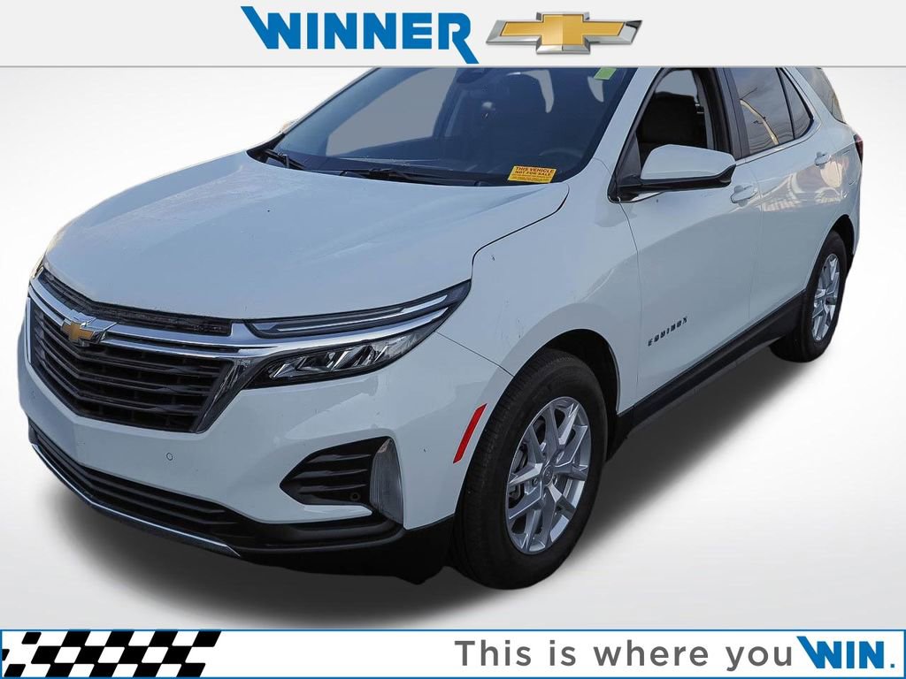 Used 2023 Chevrolet Equinox LT image 1