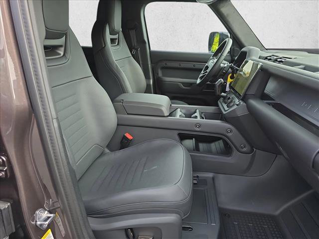 New 2026 Land Rover Defender 110 OCTA image 10