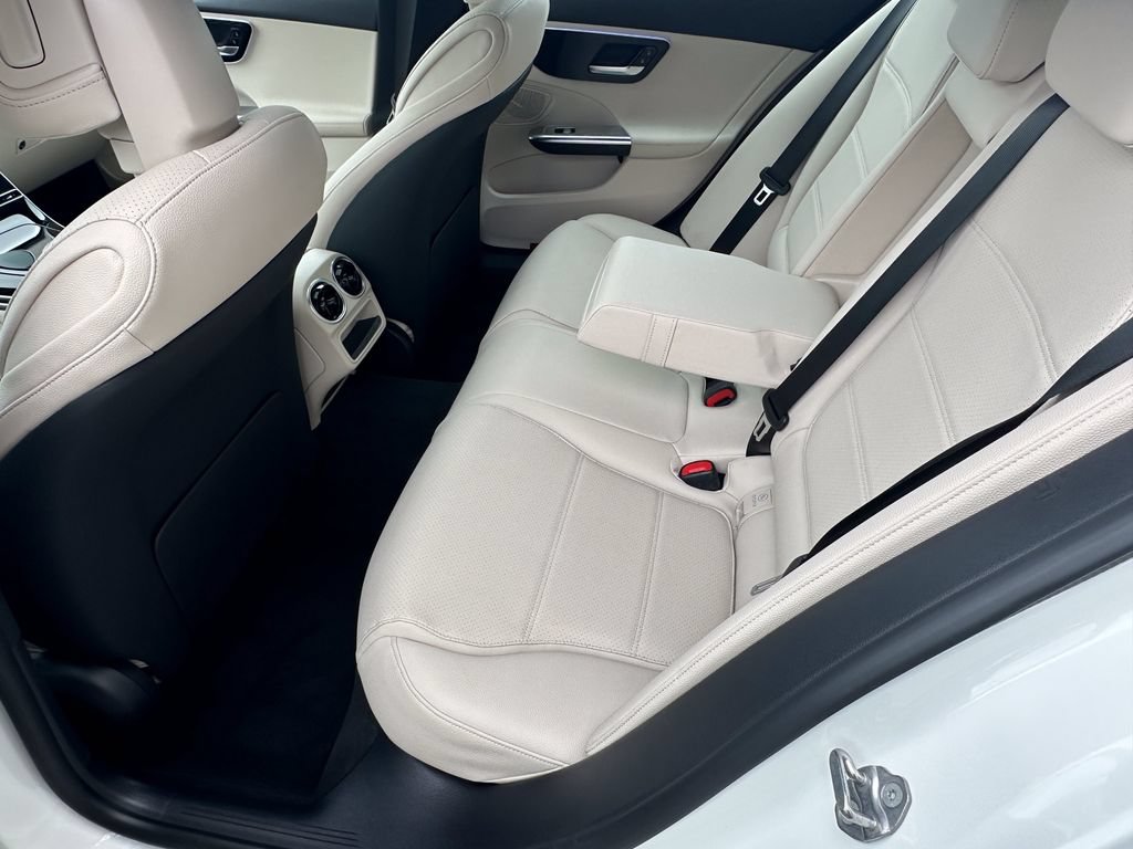 Certified 2023 Mercedes-Benz C 300 4MATIC Sedan image 25