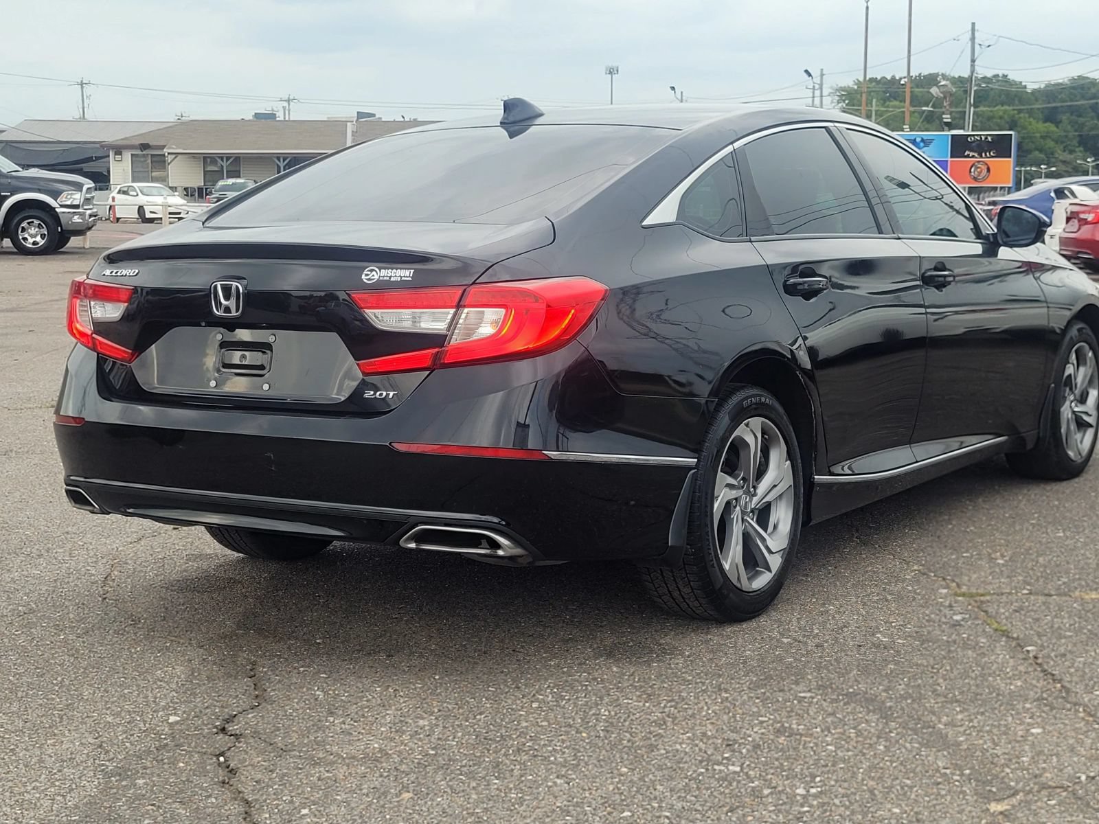 Used 2018 Honda Accord EX-L image 6