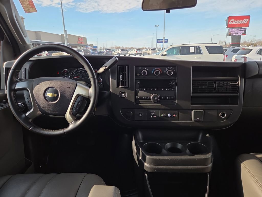 Used 2019 Chevrolet Express 3500 LS image 14