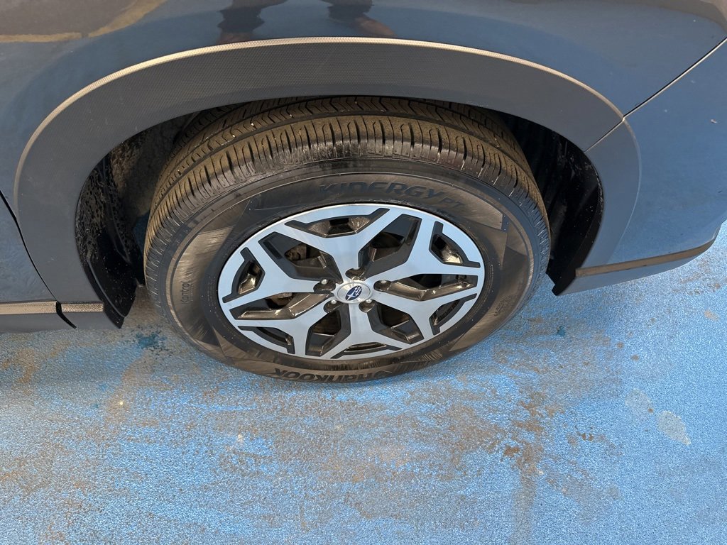 Used 2021 Subaru Forester Premium w/ Popular Package #1 image 3