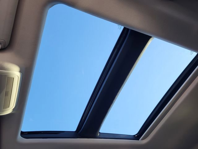 Used 2025 MAZDA CX-50 AWD 2.5 S w/ Premium Package image 31