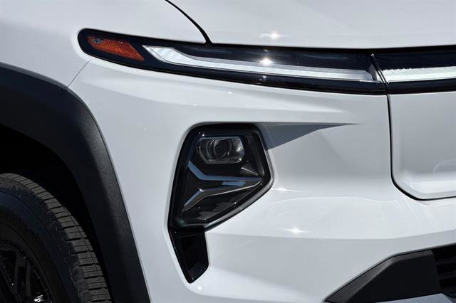 New 2026 Chevrolet Silverado EV LT image 29