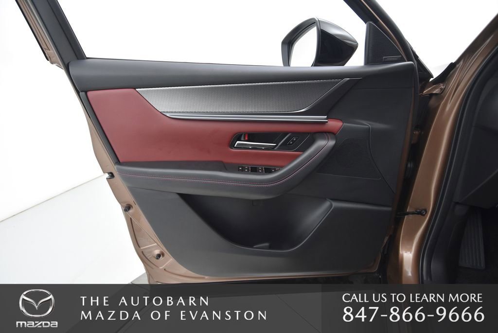 Used 2025 MAZDA CX-70 Plug-In Hybrid w/ Premium Plus image 30