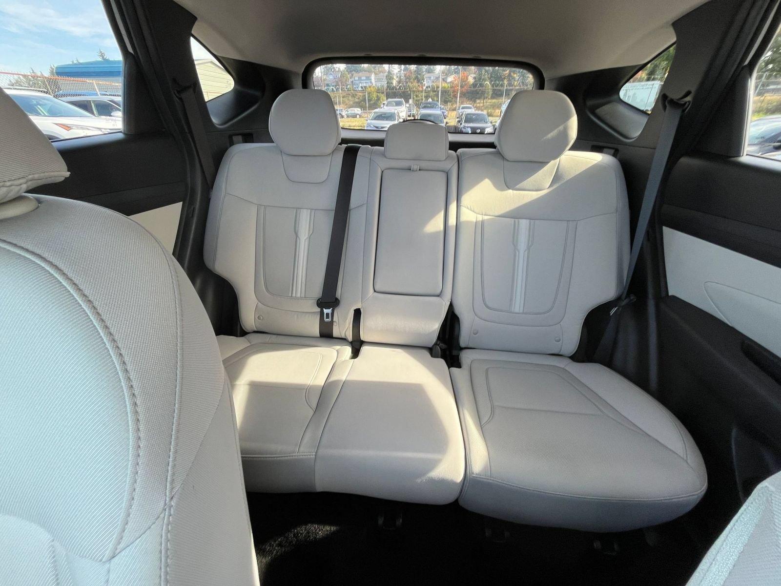 Used 2025 Hyundai Tucson SEL AWD/4WD image 39