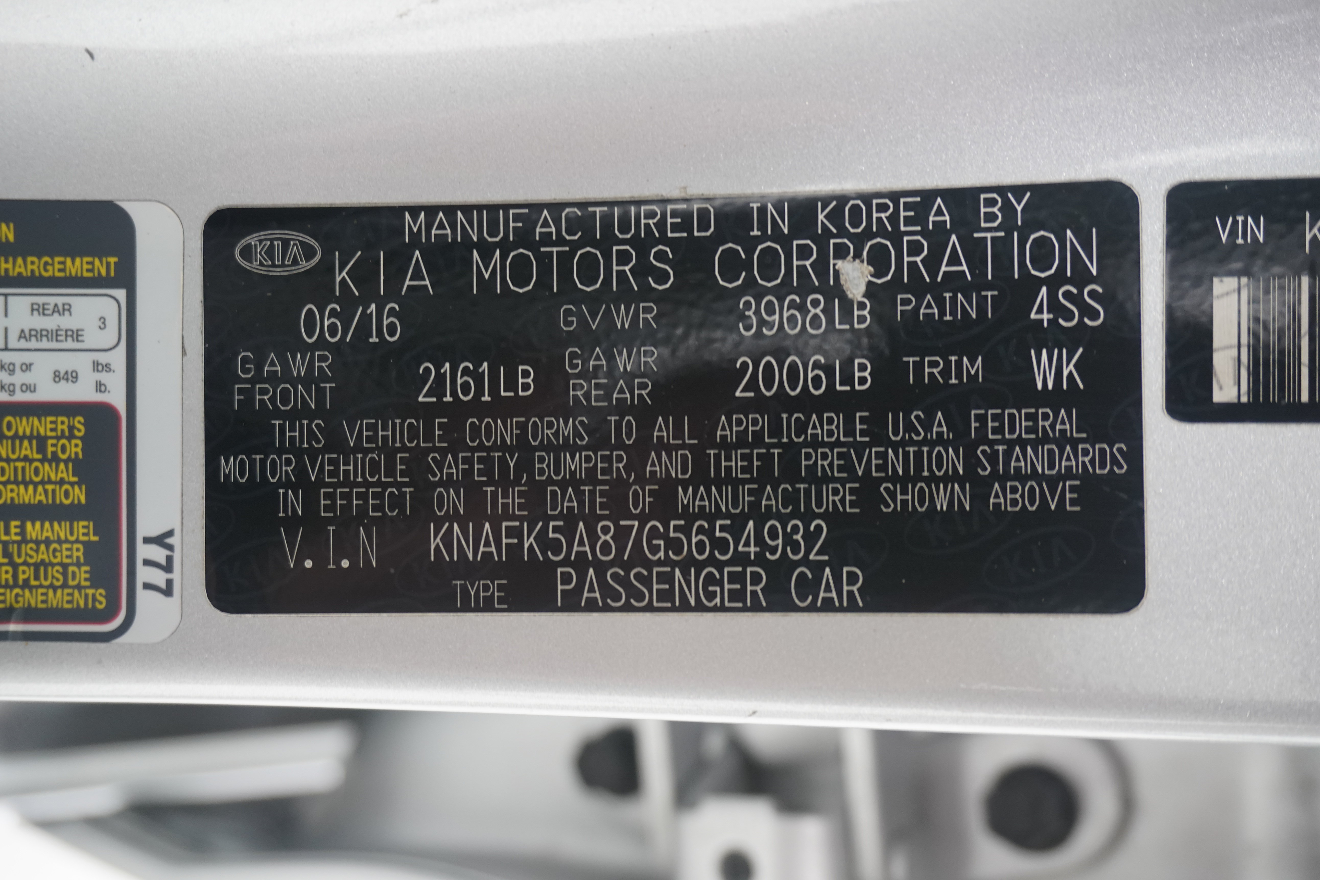 Used 2016 Kia Forte LX FWD image 23
