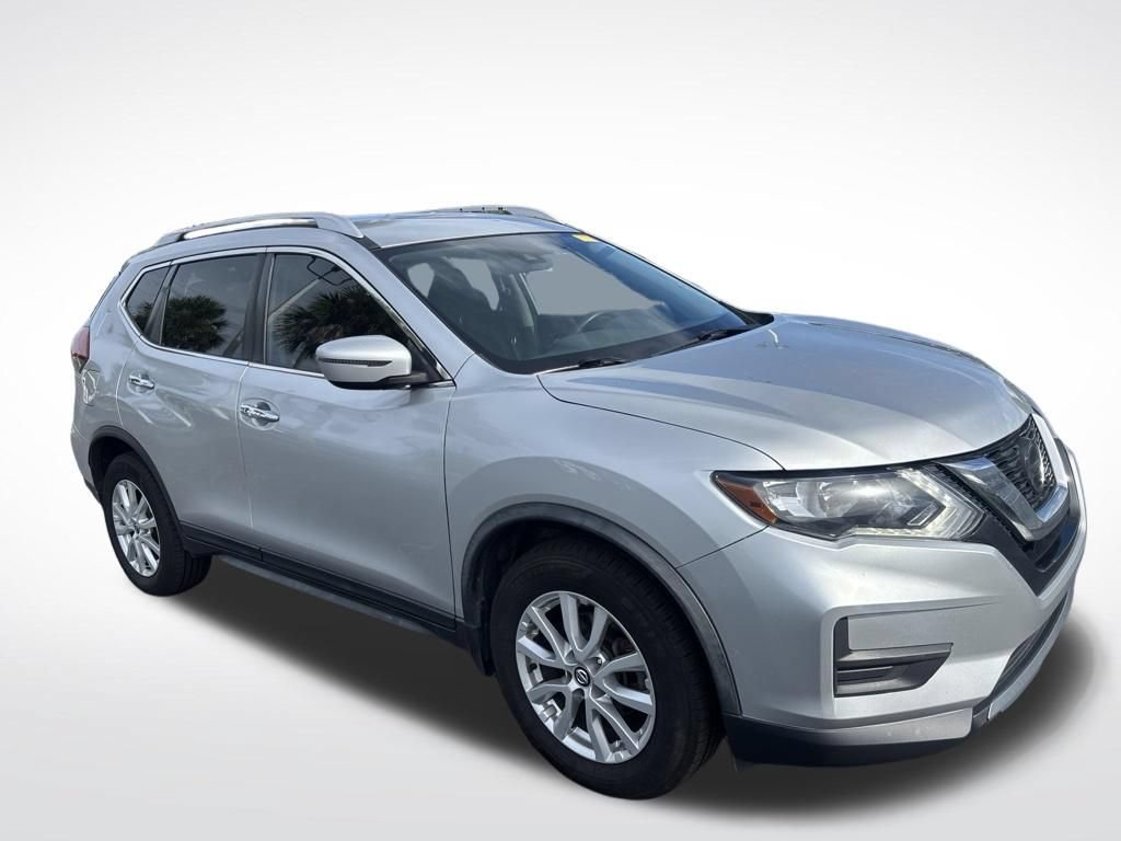 Used 2020 Nissan Rogue SV FWD image 3