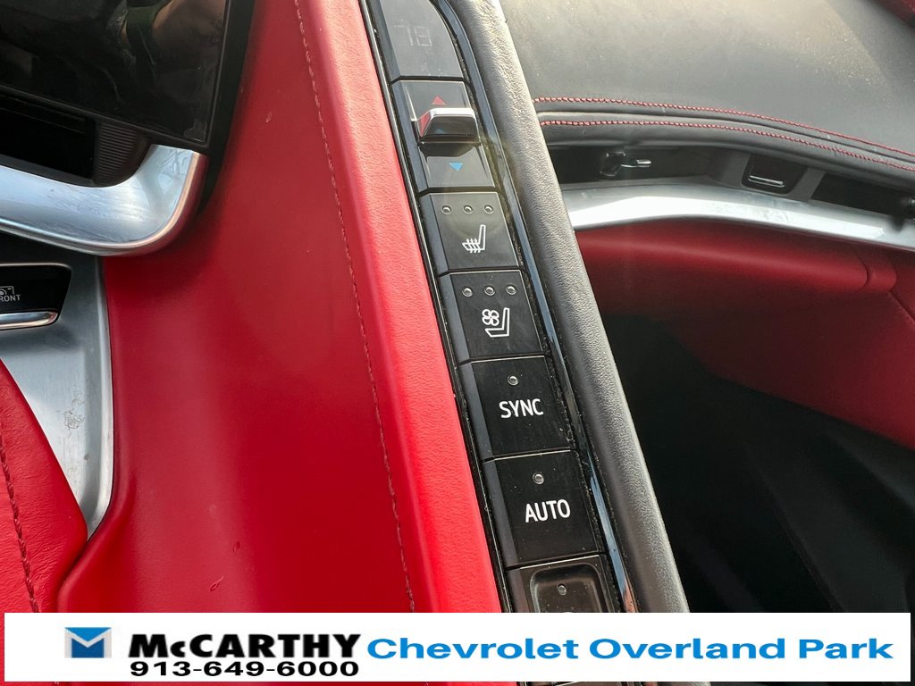 Used 2021 Chevrolet Corvette Stingray Premium Cpe w/ Z51 Performance Package image 16