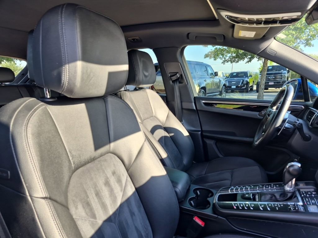 Used 2018 Porsche Macan Sport Edition image 15