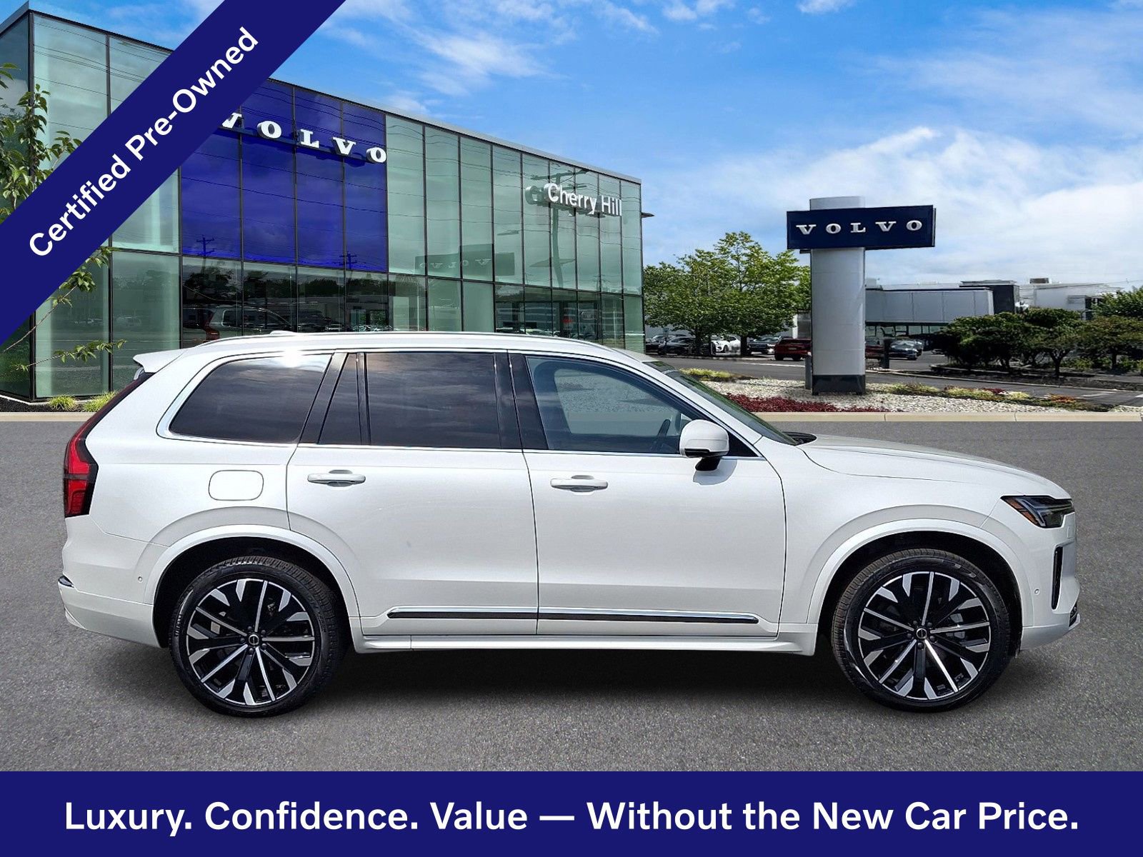 Certified 2025 Volvo XC90 B6 Plus AWD/4WD image 8