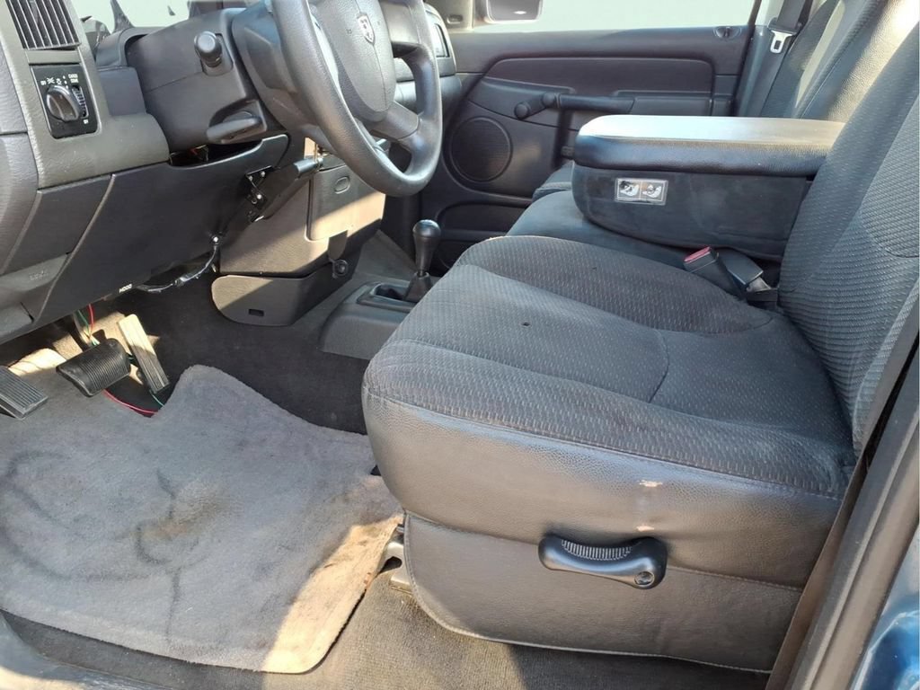 Used 2004 Dodge Ram 2500 Truck ST w/ Trailer Tow Group AWD/4WD image 15