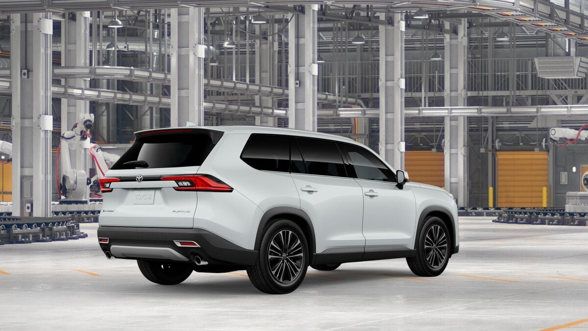 New 2026 Toyota Grand Highlander AWD Hybrid image 10