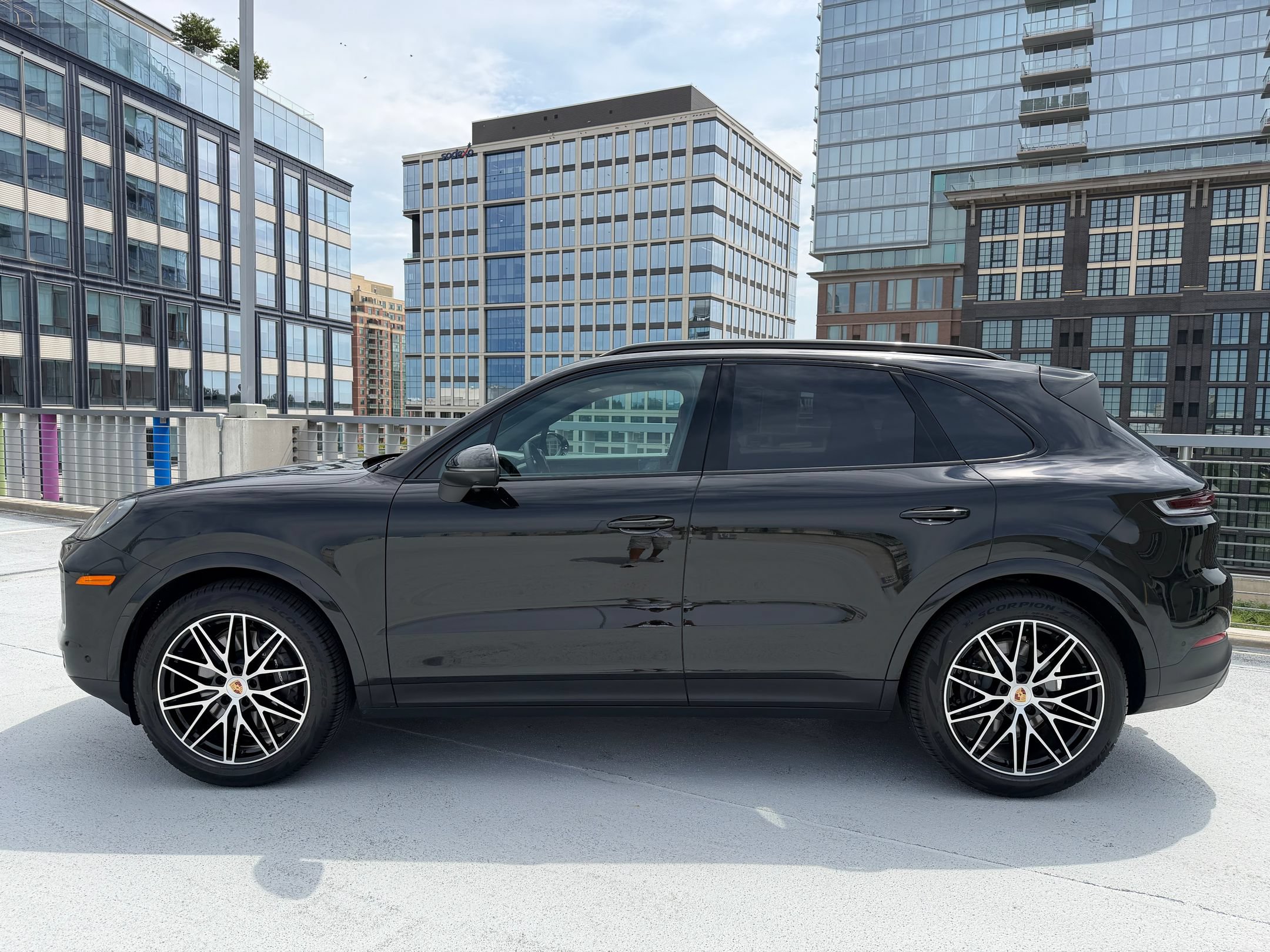 Certified 2026 Porsche Cayenne AWD/4WD image 2
