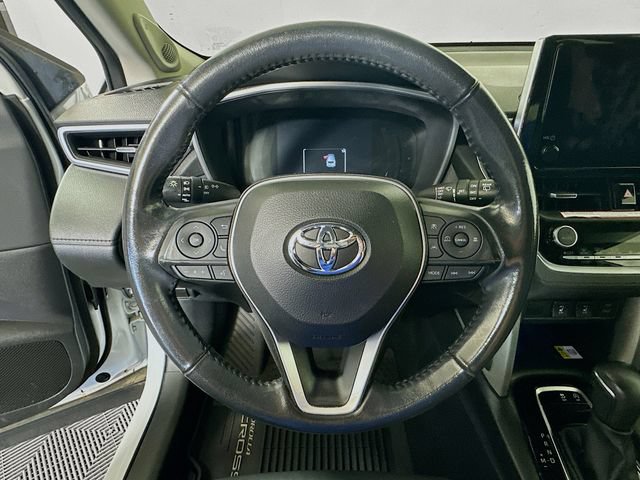 Certified 2023 Toyota Corolla Cross XLE w/ Convenience Package FWD image 13