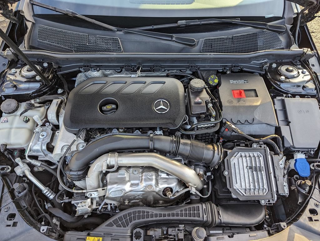 Used 2025 Mercedes-Benz CLA 250 4MATIC image 43