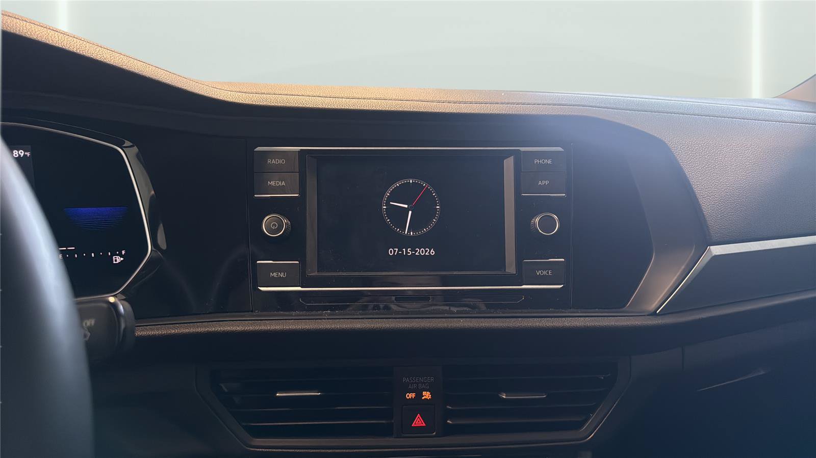 Used 2022 Volkswagen Jetta SE FWD image 19