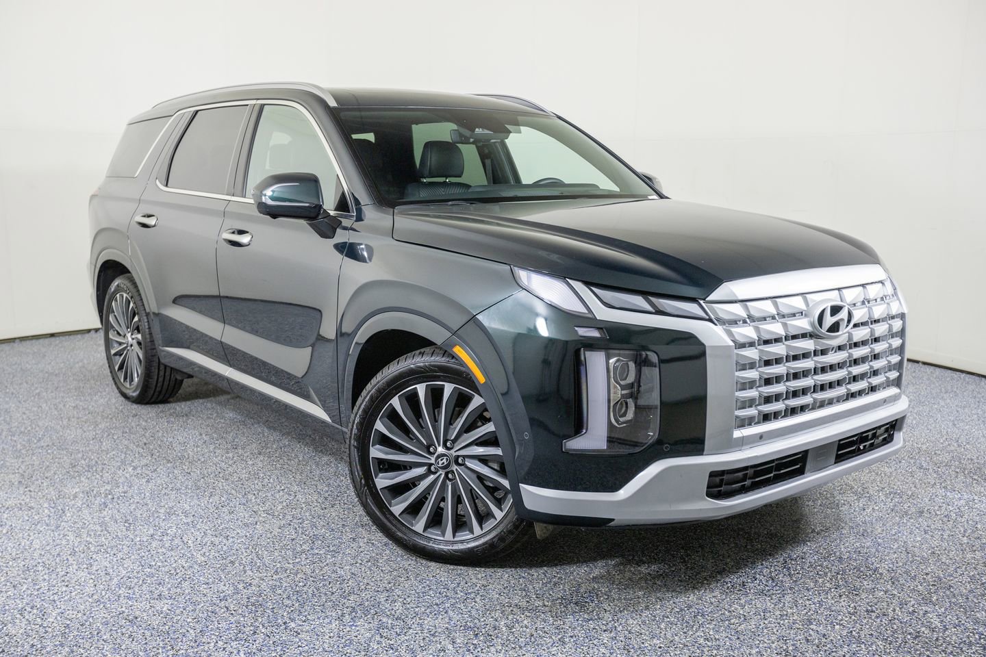 Used 2024 Hyundai Palisade Calligraphy