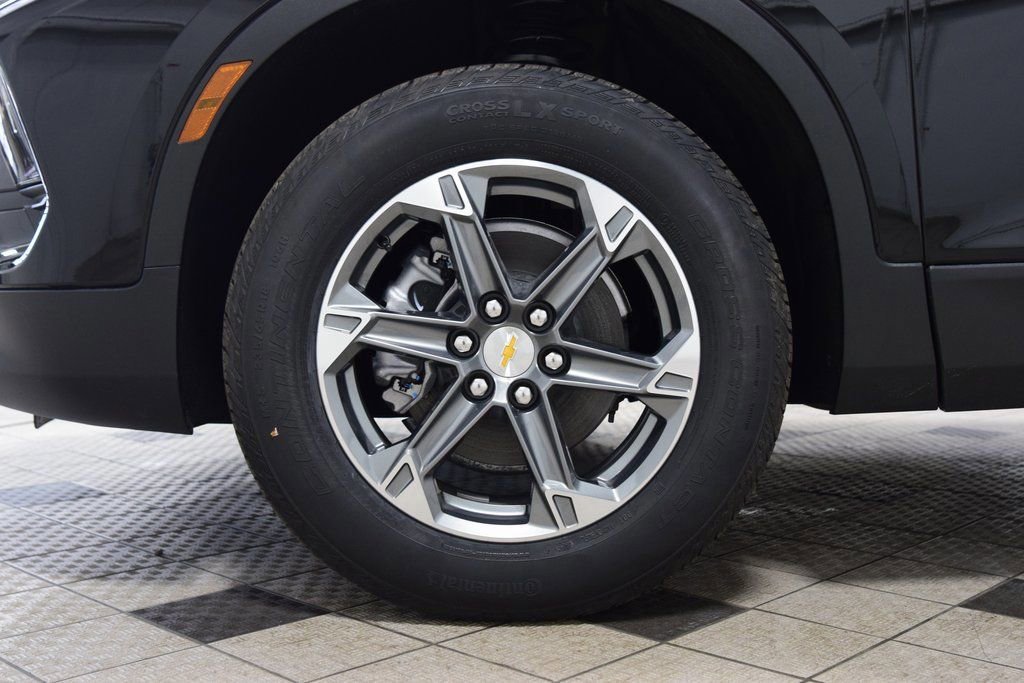 New 2026 Chevrolet Blazer LT w/ Convenience Package FWD image 27