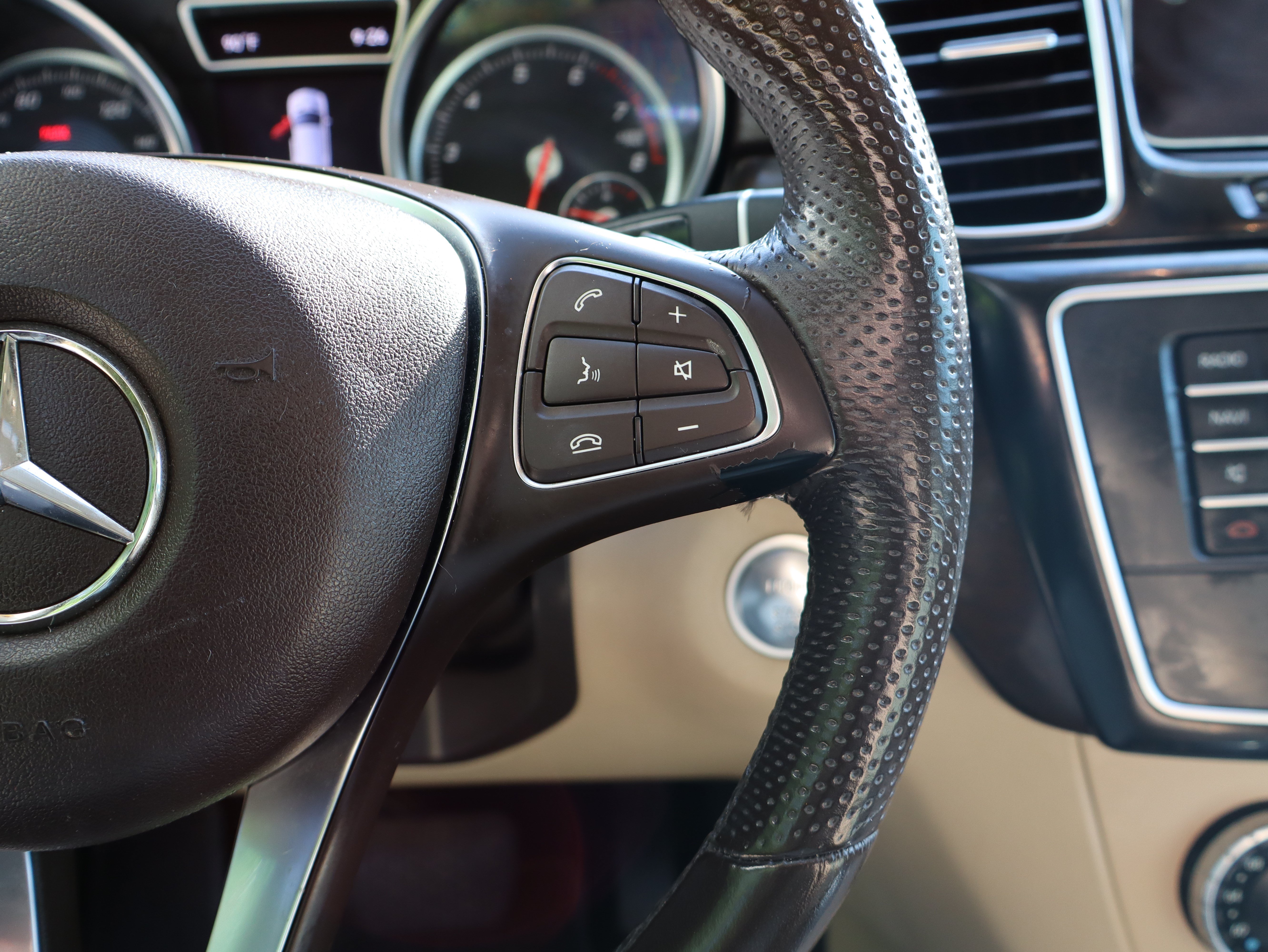 Used 2018 Mercedes-Benz GLE 350 image 26