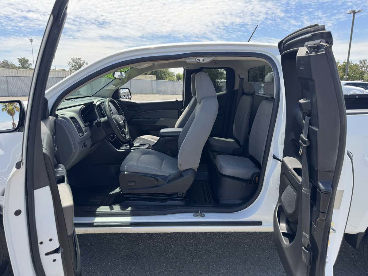 Used 2018 GMC Canyon W/T w/ Convenience Package RWD image 22