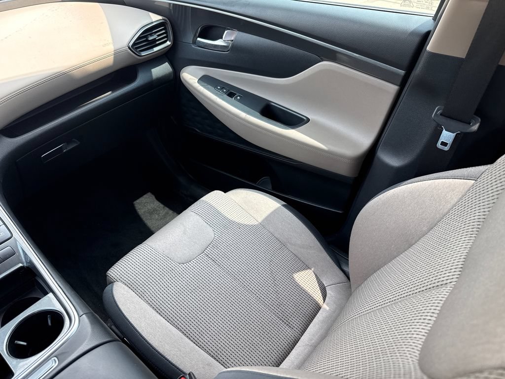 Used 2023 Hyundai Santa Fe SEL FWD image 14