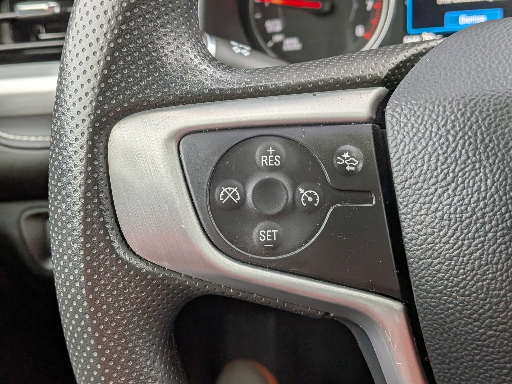 Certified 2023 GMC Acadia SLE w/ Driver Convenience Package image 20