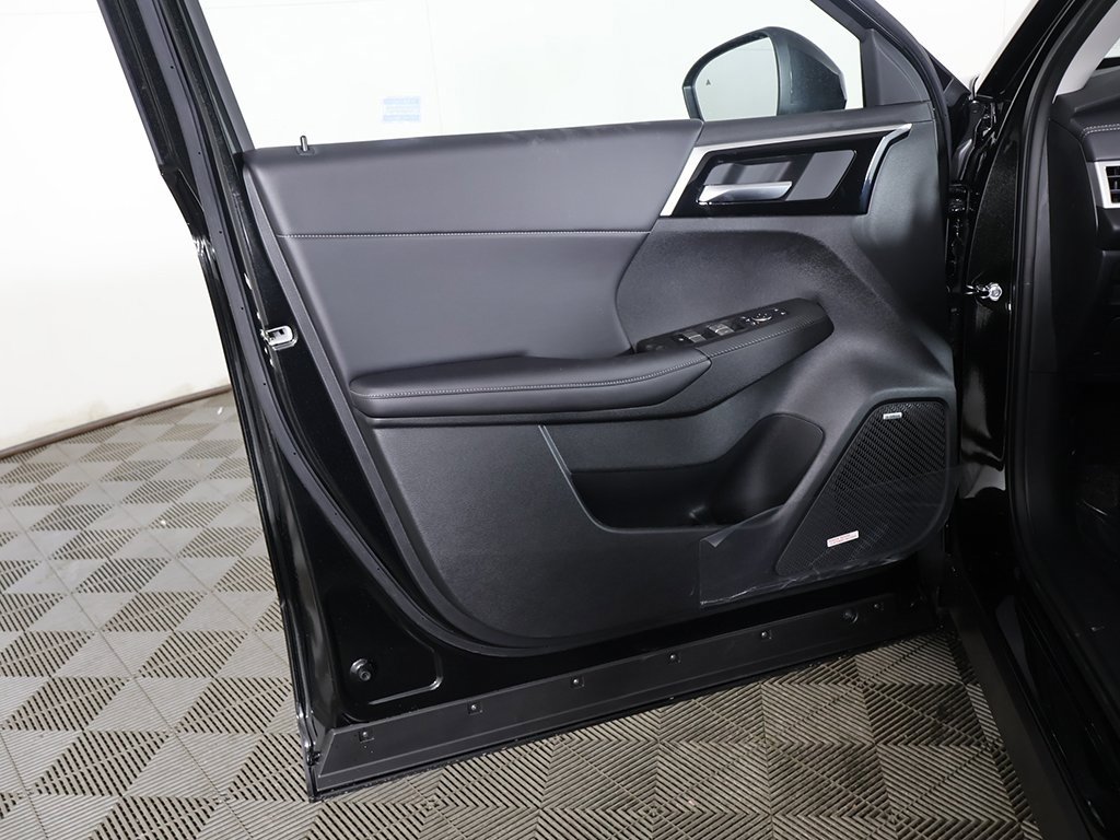 New 2026 Mitsubishi Outlander SE image 22