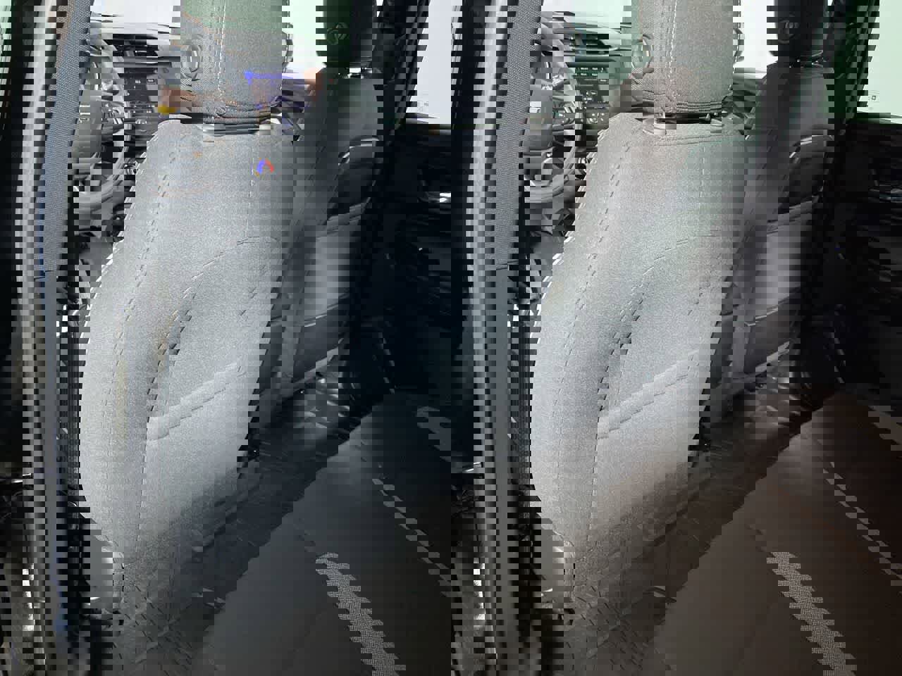 Used 2023 Chevrolet TrailBlazer LT image 24