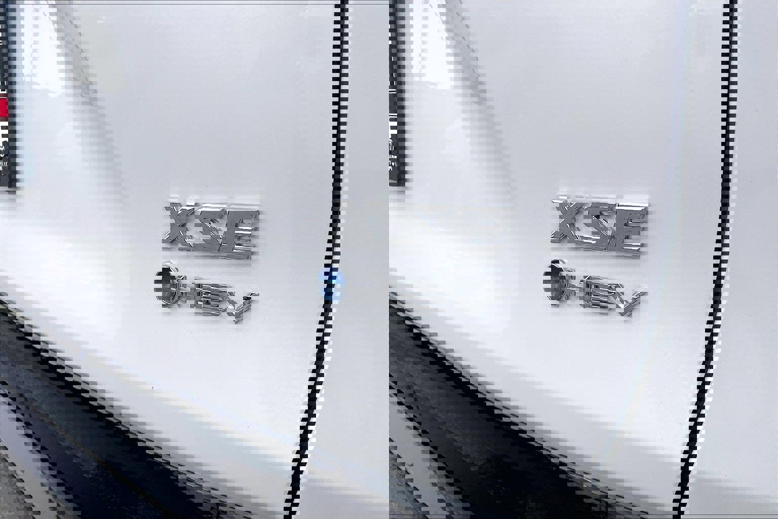 Used 2025 Toyota RAV4 XSE image 10