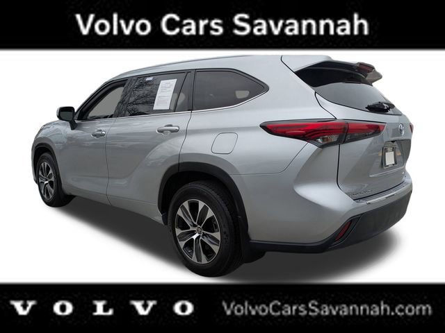 Used 2022 Toyota Highlander XLE image 7