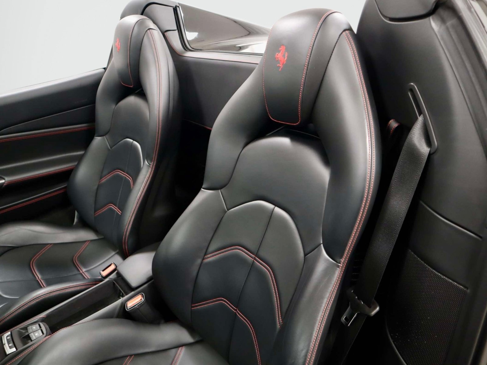 Certified 2019 Ferrari 488 Spider RWD image 24
