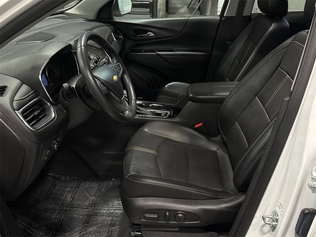 Used 2022 Chevrolet Equinox Premier image 7