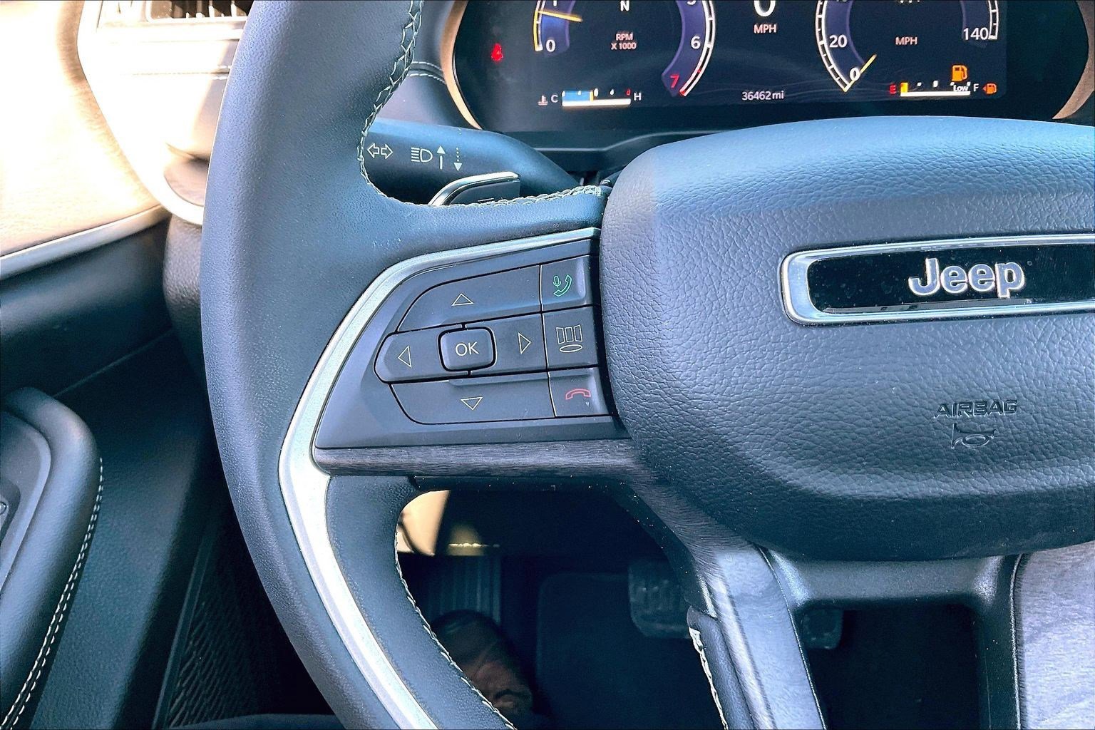 Certified 2024 Jeep Grand Cherokee Limited image 16