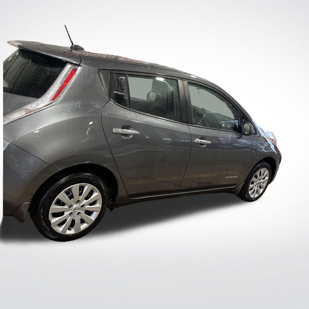 Used 2017 Nissan Leaf S w/ Charge Package image 5